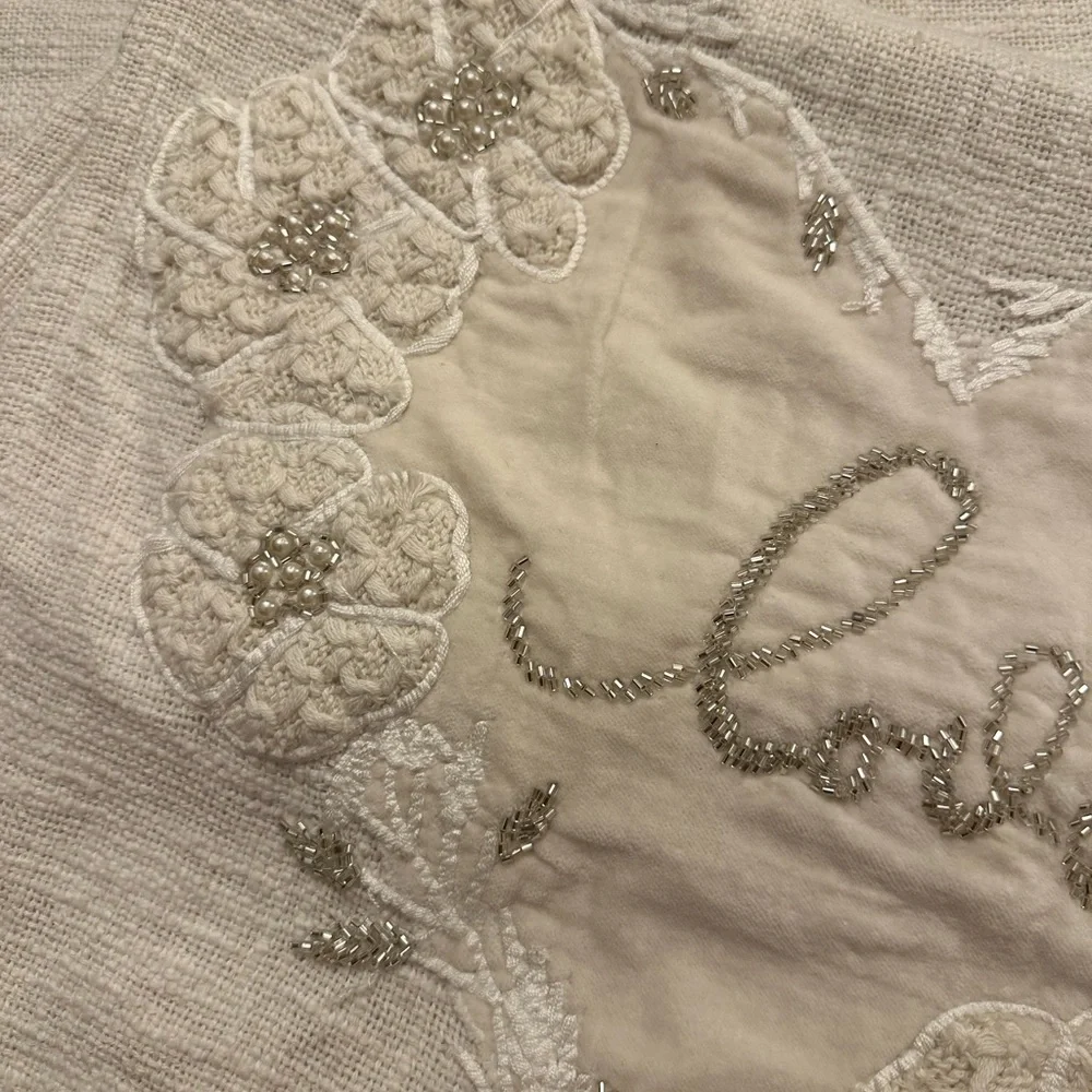 Cupcakes and cashmere heart LOVE table runner BEADED Valentine’s Day Home Decor - Picture 3 of 5